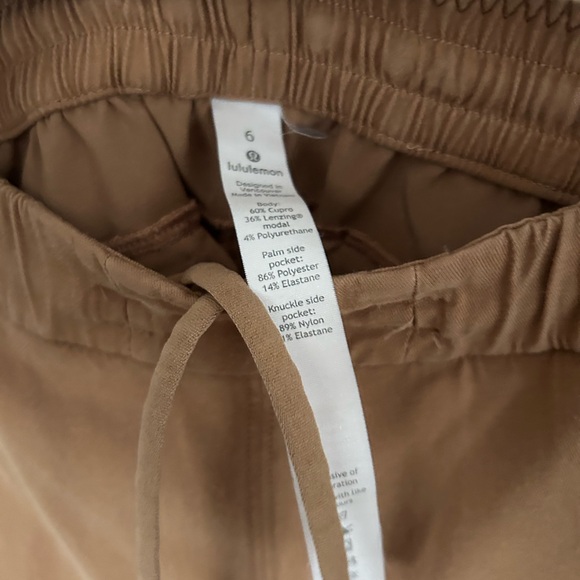 lululemon athletica Pants in Brown - Picture 4 of 5